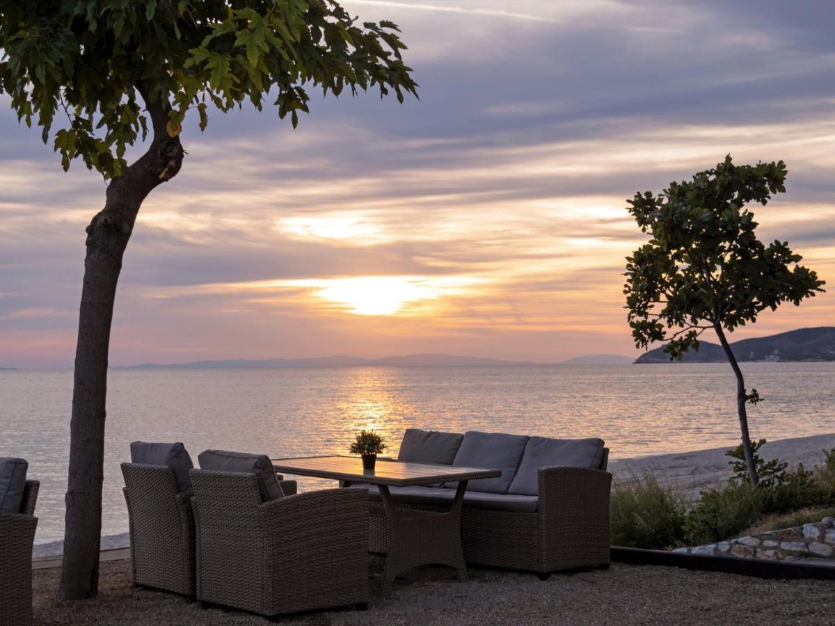 Beach Hotel Kapahi เปฟการี ภายนอก รูปภาพ