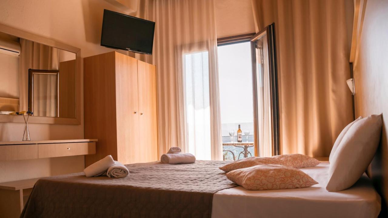 Beach Hotel Kapahi เปฟการี ภายนอก รูปภาพ