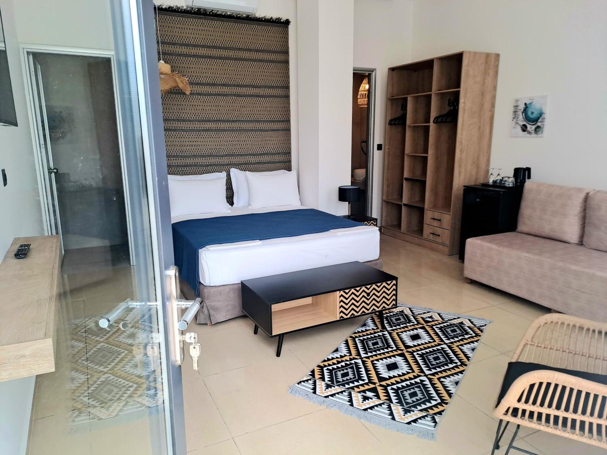 Beach Hotel Kapahi เปฟการี ภายนอก รูปภาพ